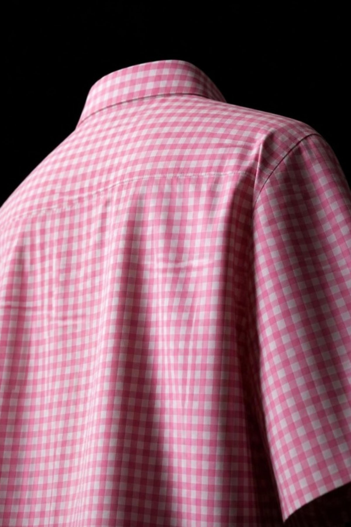 Close-up angle of the Sleepysleve Pink Gingham Oxford Boxy Shirt back and shoulder